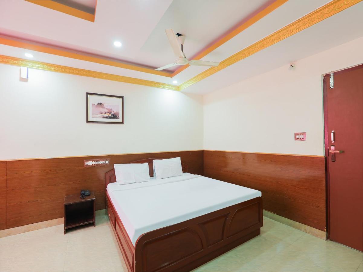 Capital O 84002 Hotel Top In Town President Kushālnagar المظهر الخارجي الصورة