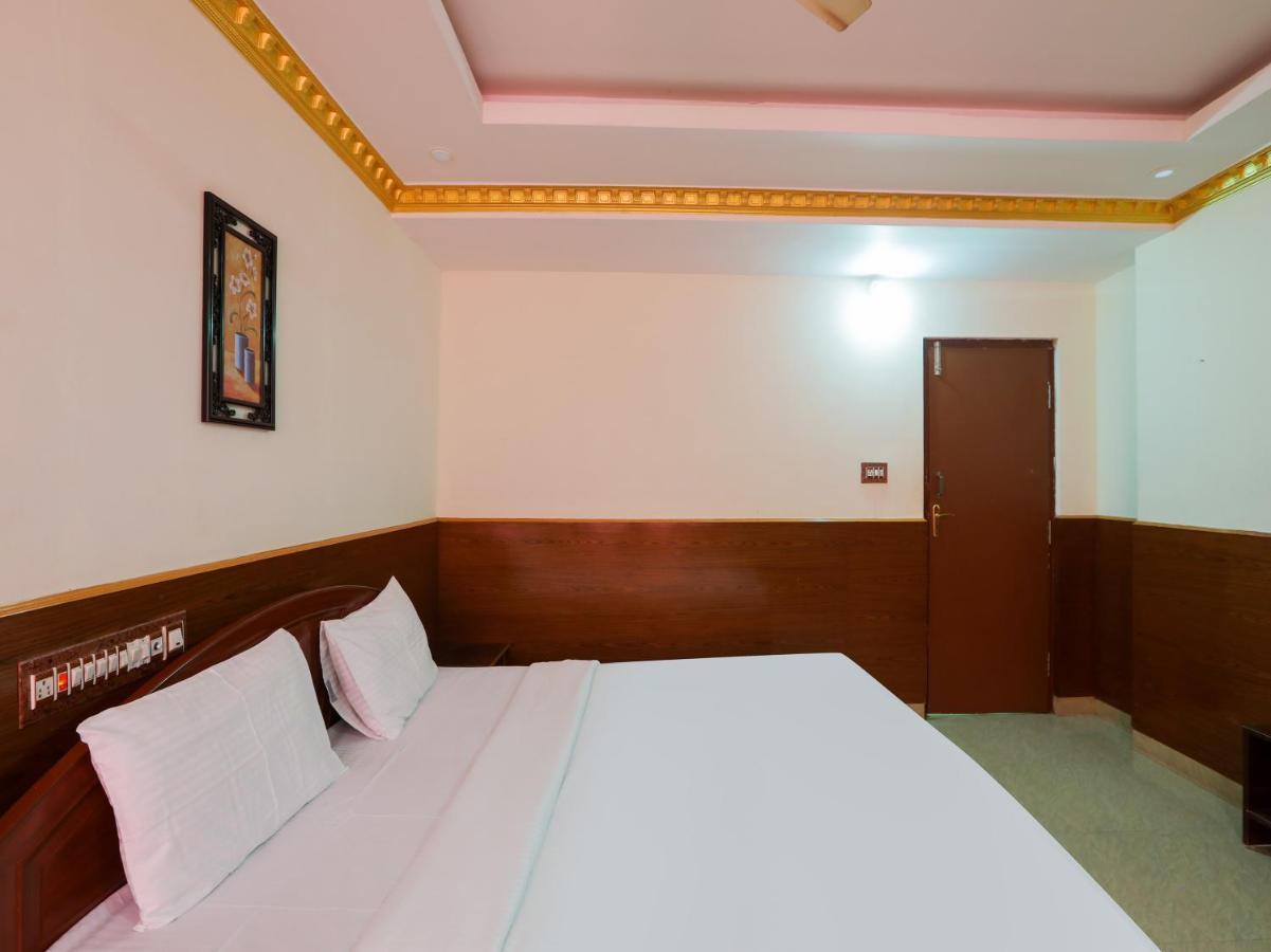 Capital O 84002 Hotel Top In Town President Kushālnagar المظهر الخارجي الصورة