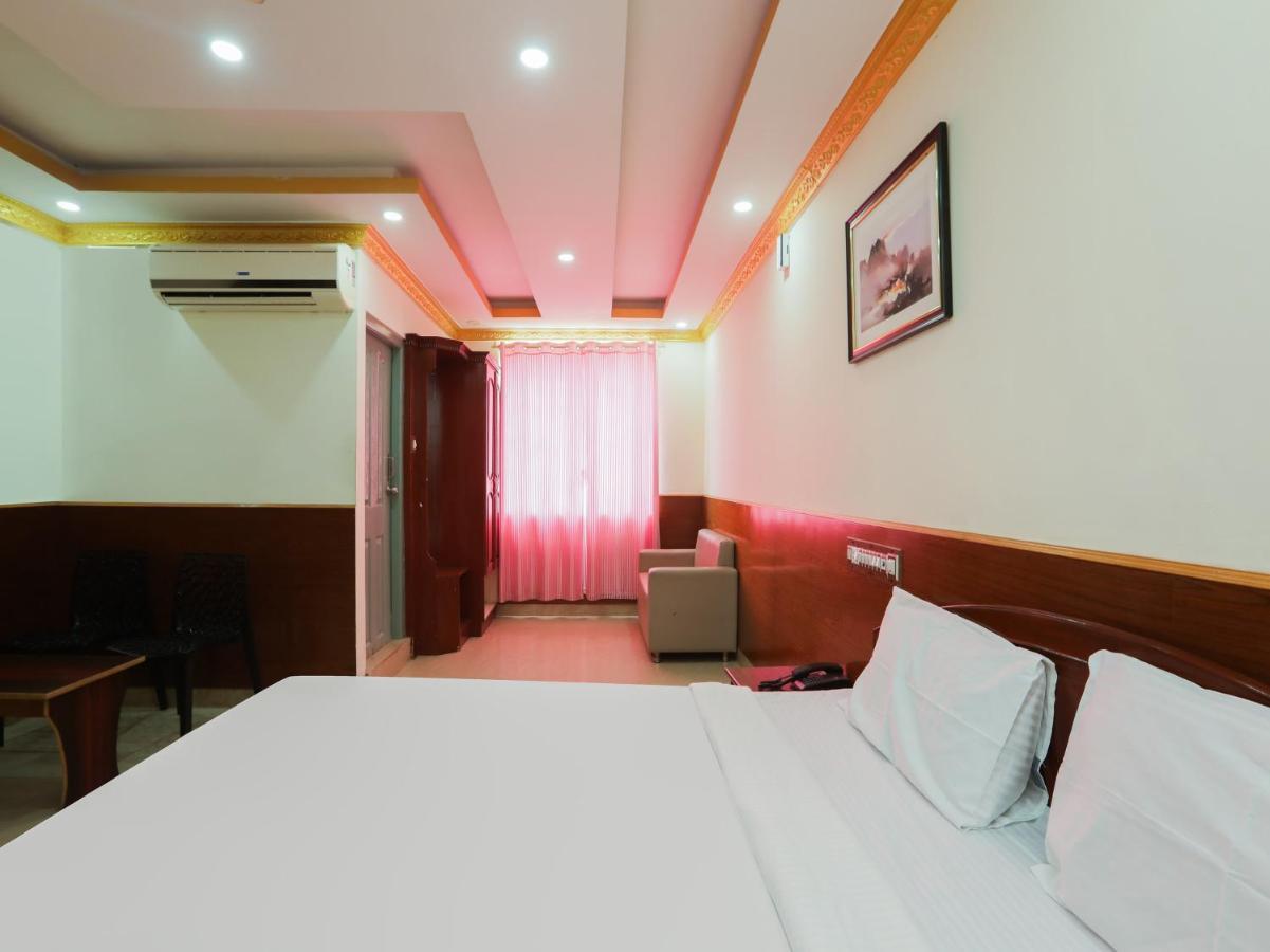 Capital O 84002 Hotel Top In Town President Kushālnagar المظهر الخارجي الصورة